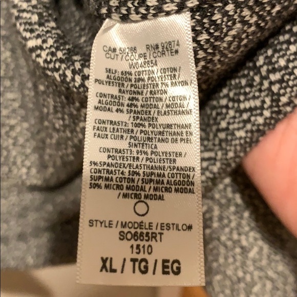 Splendid Jacket in Black and White (XL) - Picture 9 of 9